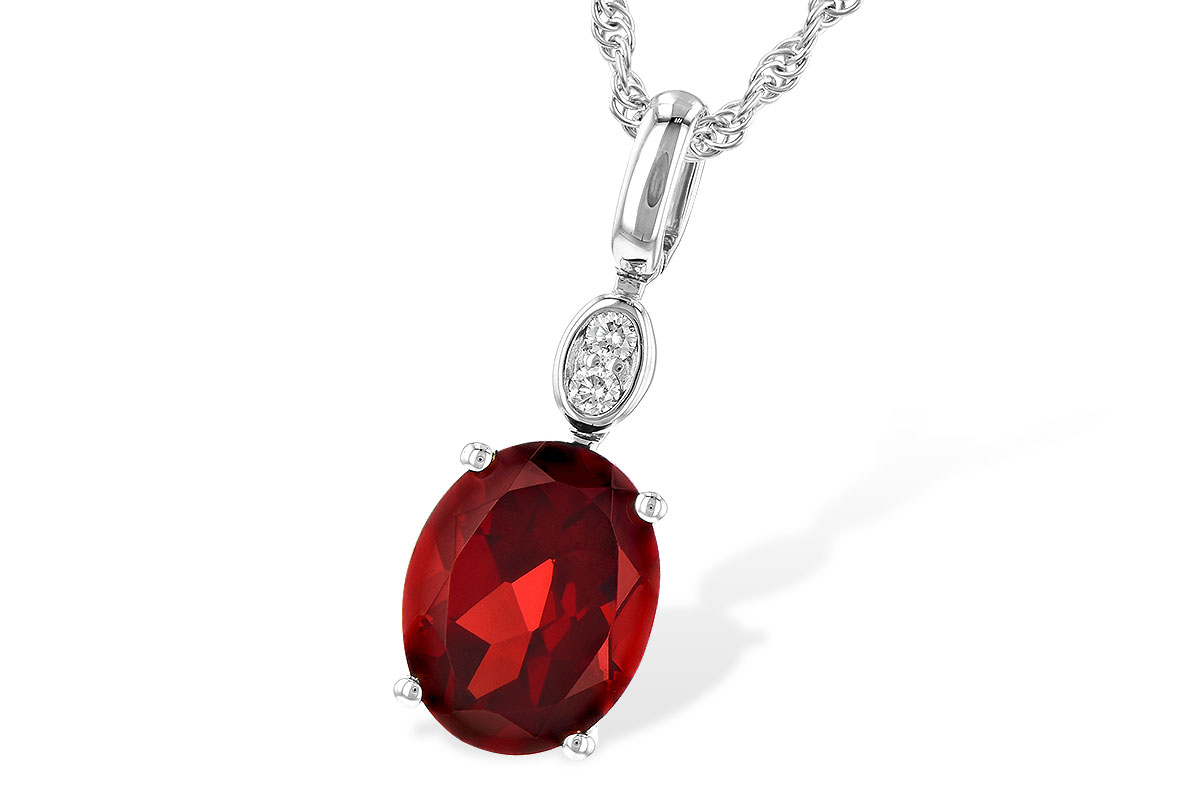 A190-61994: NECK 2.90 GARNET 2.93 TGW (10x8MM GAR)