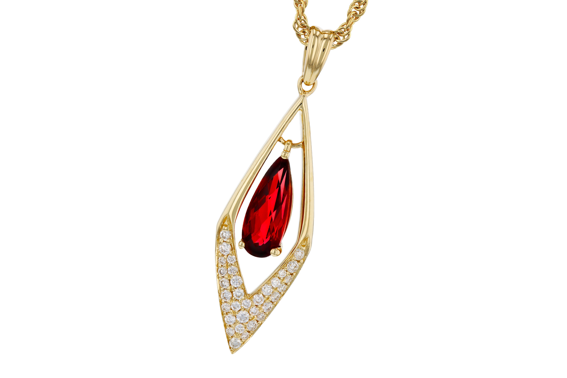 B276-01930: NECK .93 GARNET 1.10 TGW (10x4MM GAR)