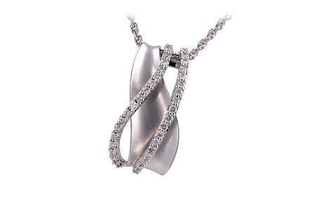 D184-21948: NECKLACE .28 TW