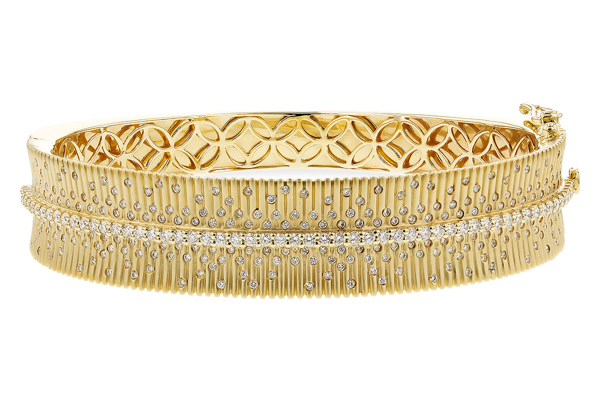 F185-09239: BANGLE BRACELET 1.94 TW