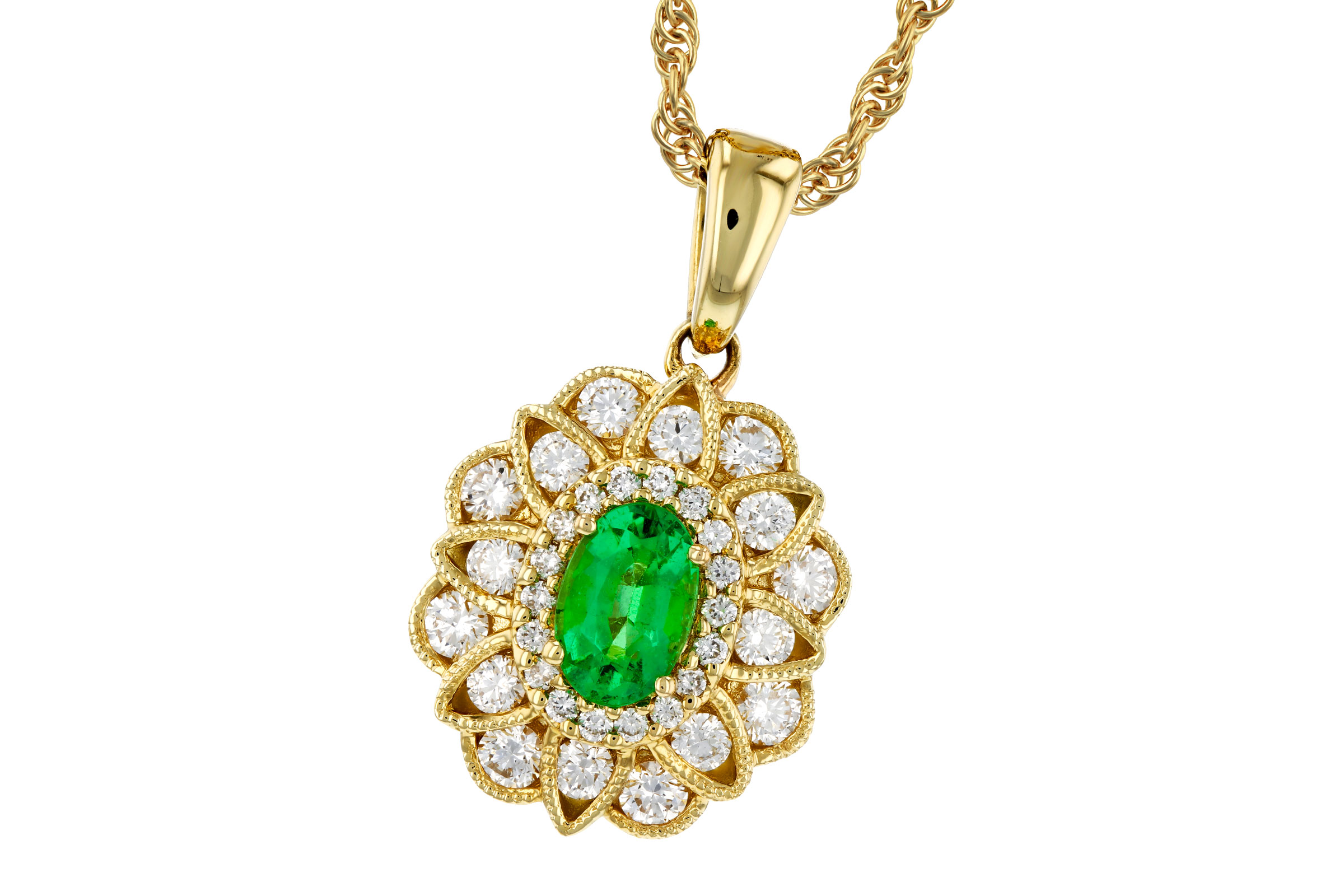 K276-01048: NECK .46 EMERALD .98 TGW (6X4 EMER)