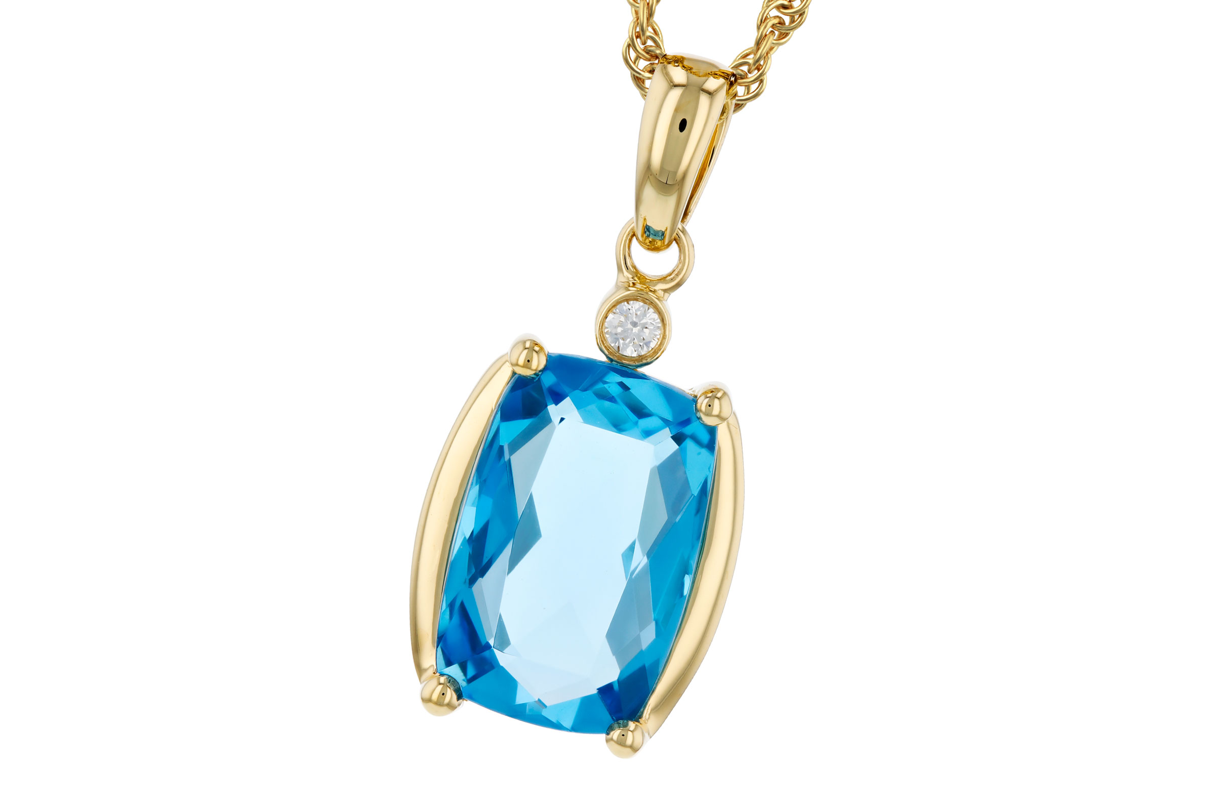 K276-01921: NECKLACE 2.88 BLUE TOPAZ 2.90 TGW (11x7MM BT)