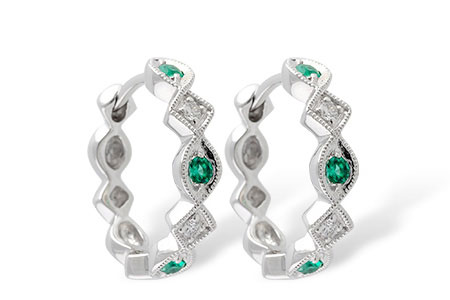 L186-91975: EARRINGS .13 EMERALD .18 TGW