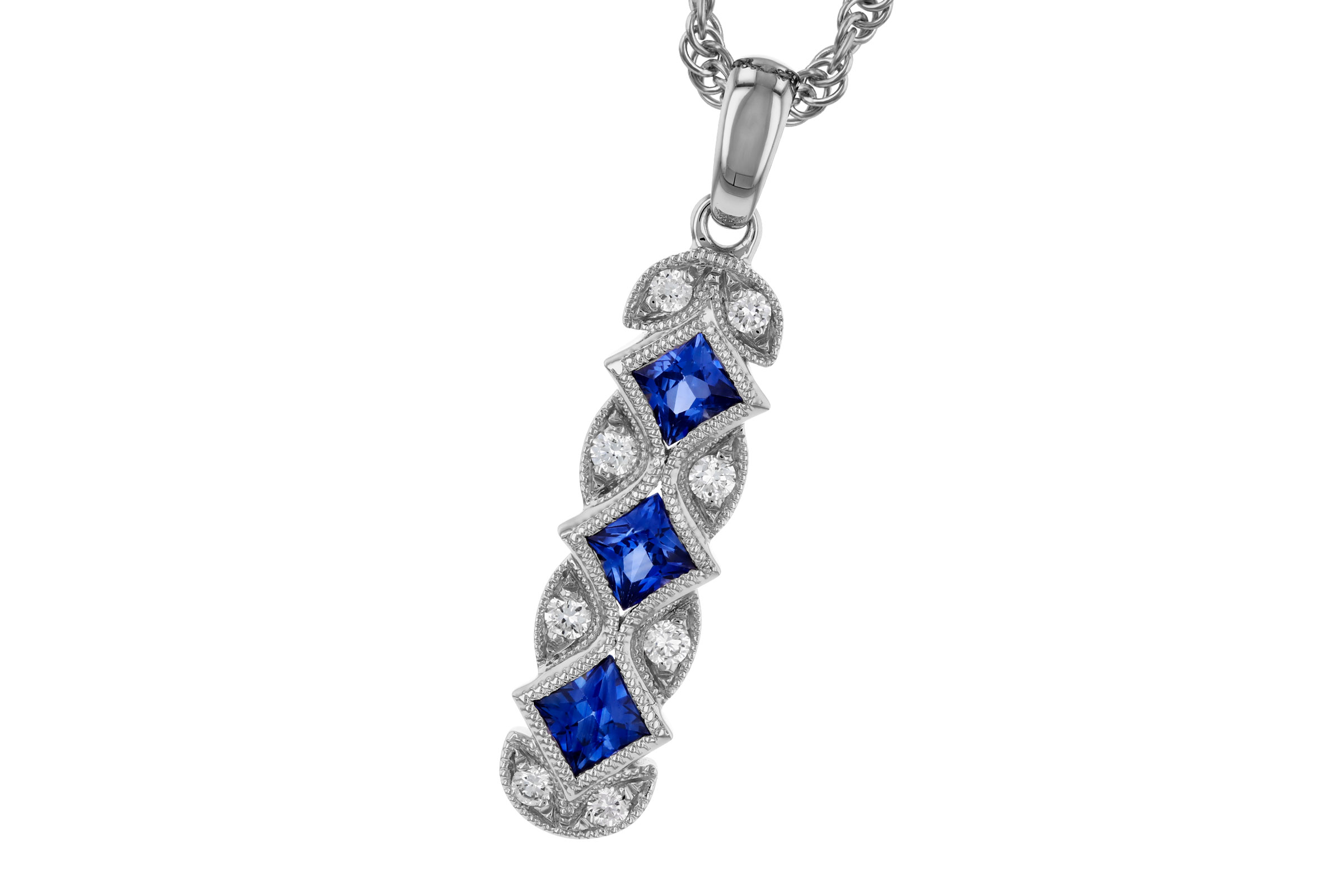 M276-01911: NECKLACE .55 TW SAPPHIRE .64 TGW